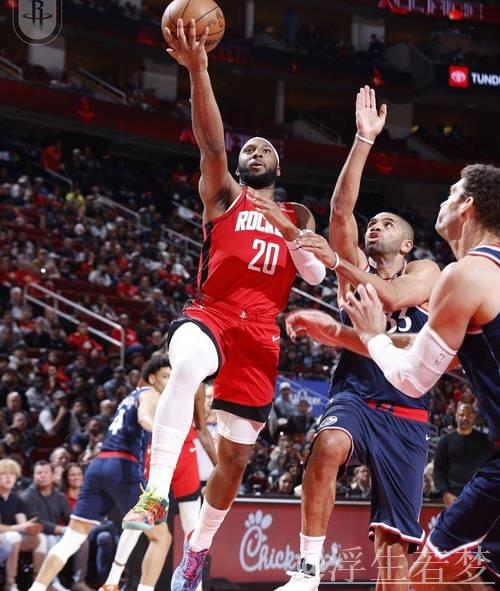 火箭险胜快船115-113：阿门表现出彩，6人发挥稳定，2人表现不佳