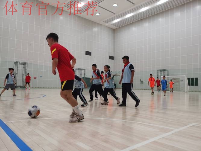 中国五人制足球国家队走进常熟市塔前小学